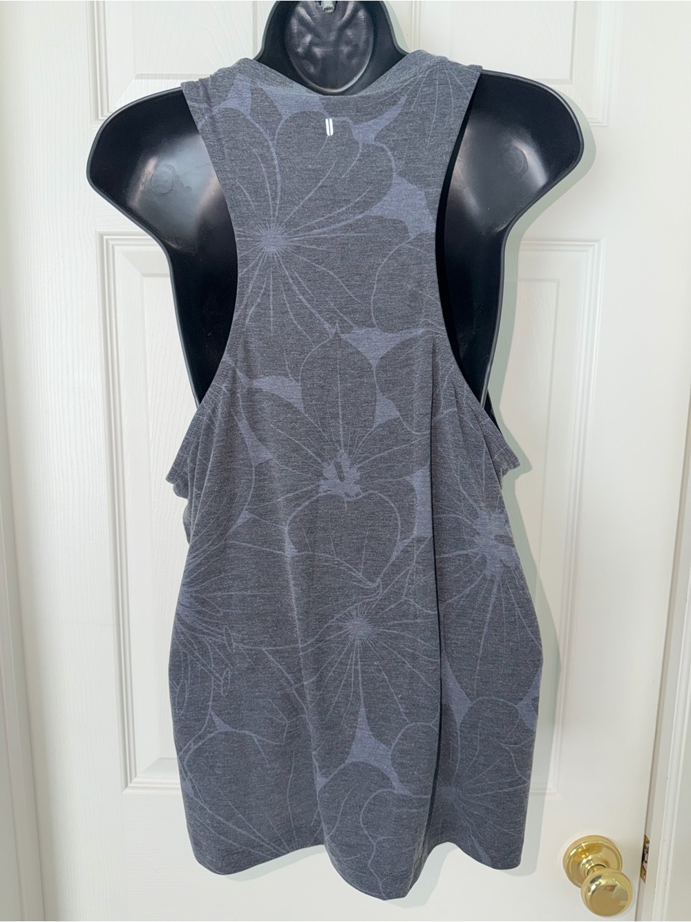 NoBull Women's Ultrasoft Floral Gray Muscle Tank - Picture 4 of 5